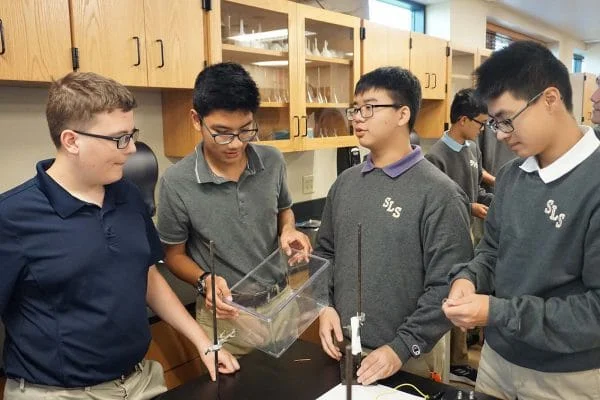 SLS students in science lab